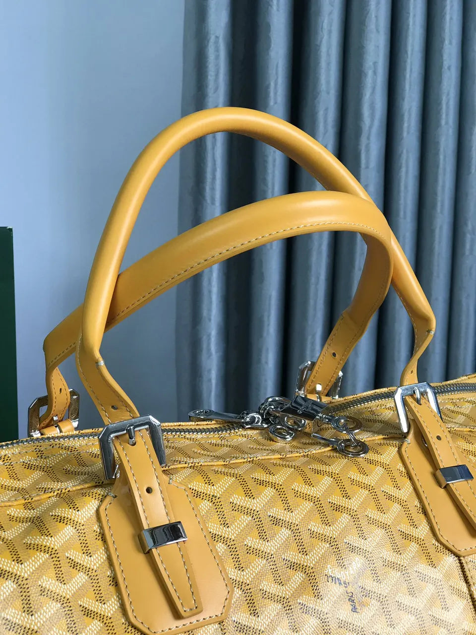 Goyard Yellow Travel Bag - Hình 6