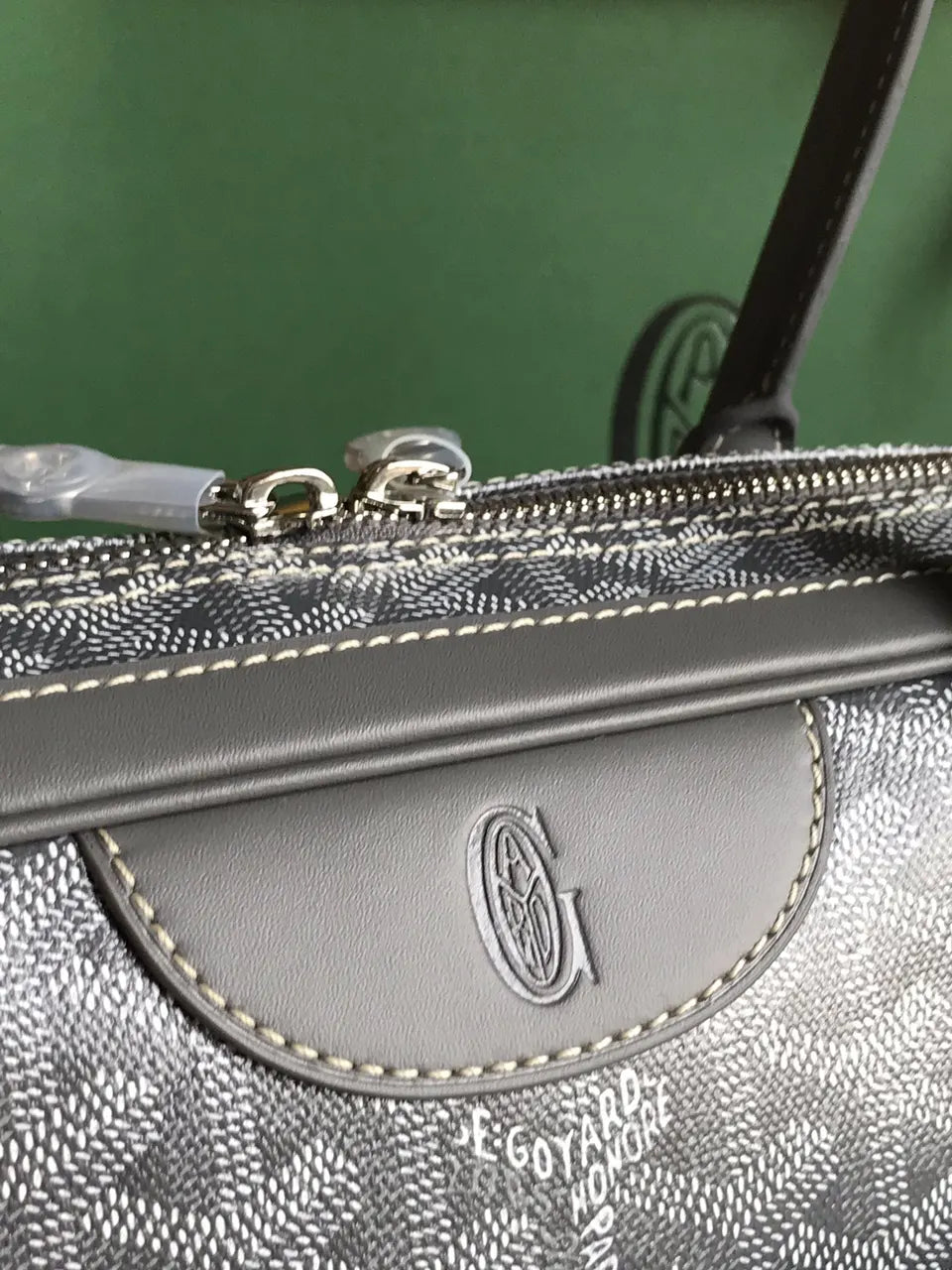 Goyard Gray Saigon Souple Bag - Hình 3