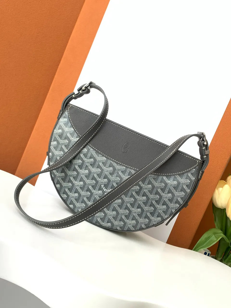 Goyard Grey Half-Moon Bag - Hình 9