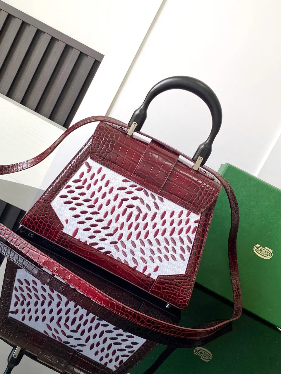 Moynat Burgundy Graffiti Bag - Hình 2