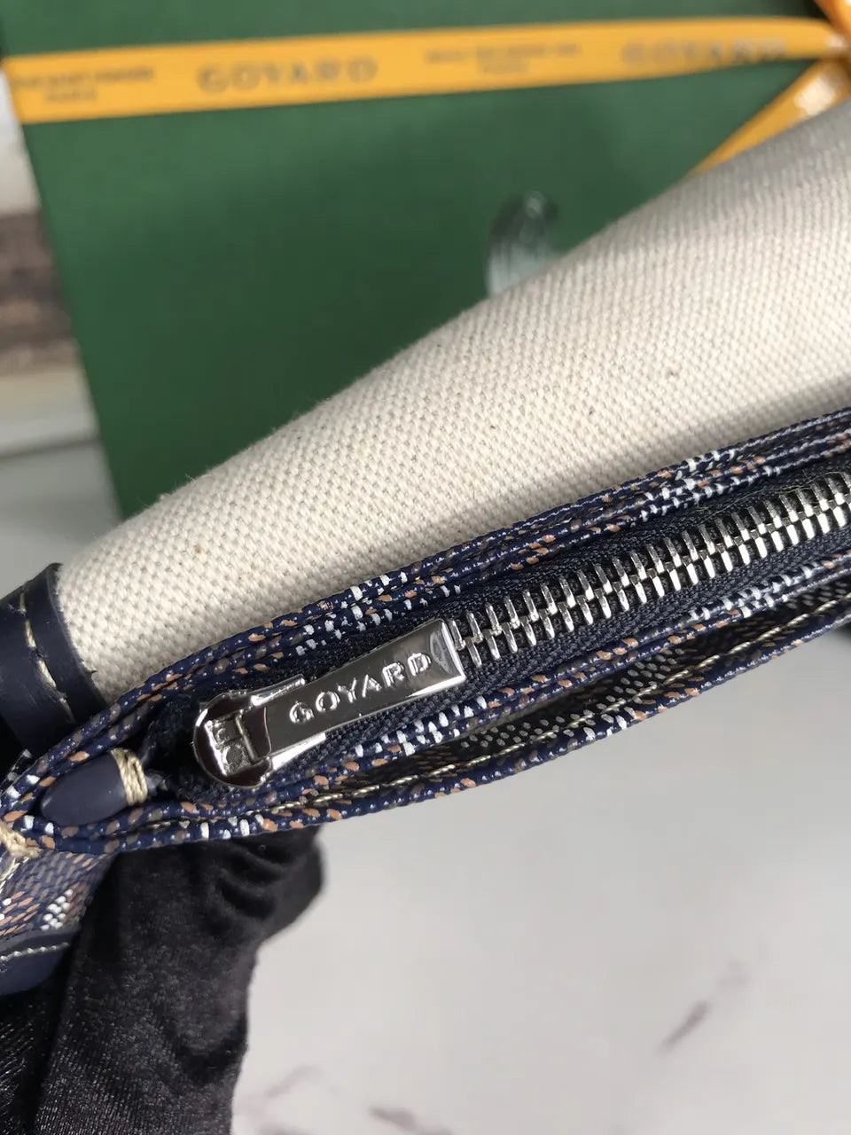 classic Goyard Navy Blue Minaudière - Hình 6