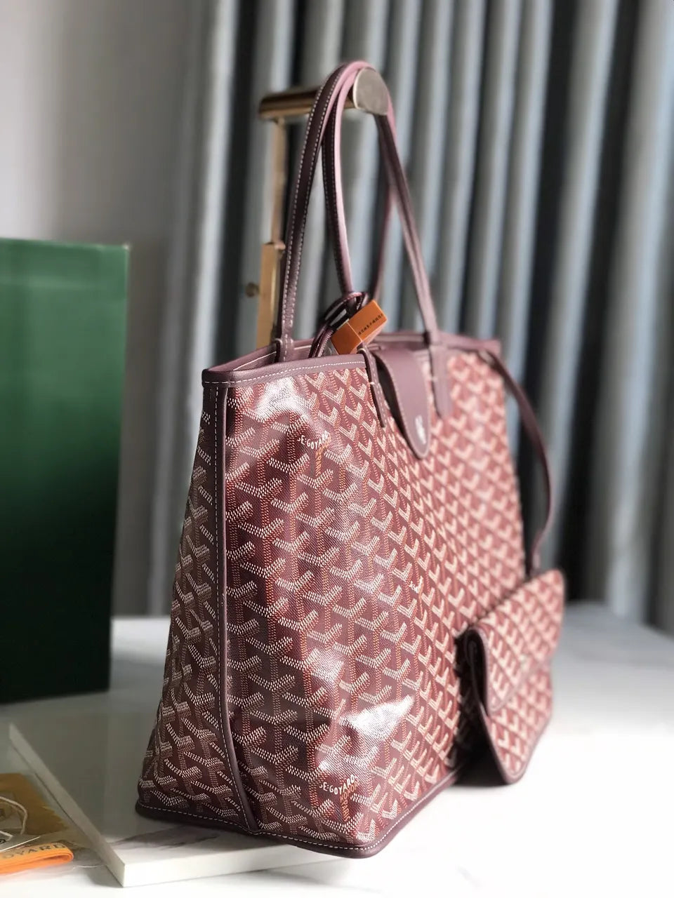 Goyard Plum St. Louis GM - Hình 2