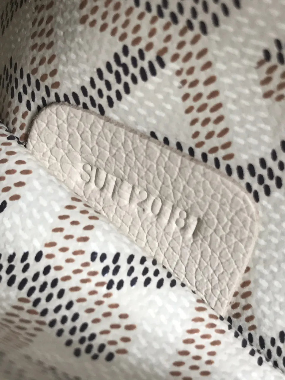 Goyard White Saigon Soft PM - Hình 5