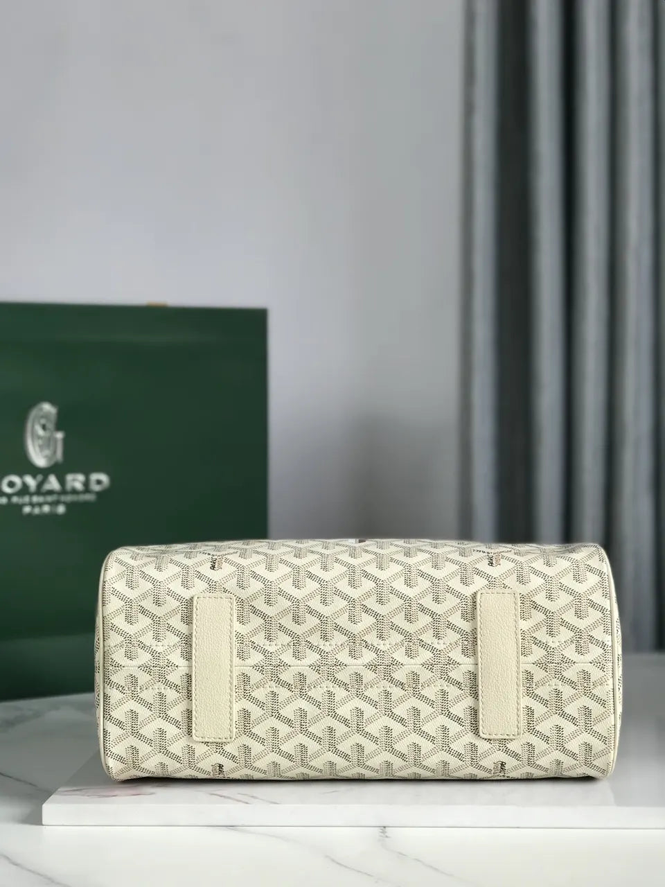 Goyard White Saigon Soft PM - Hình 3
