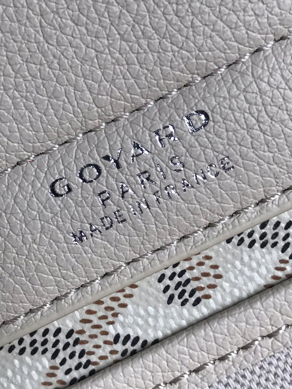 Goyard White Saigon Soft PM - Hình 4