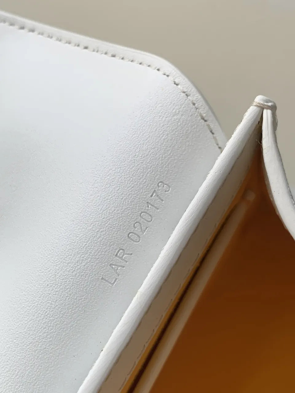 limited Goyard White Saigon Top Handle - Hình 8