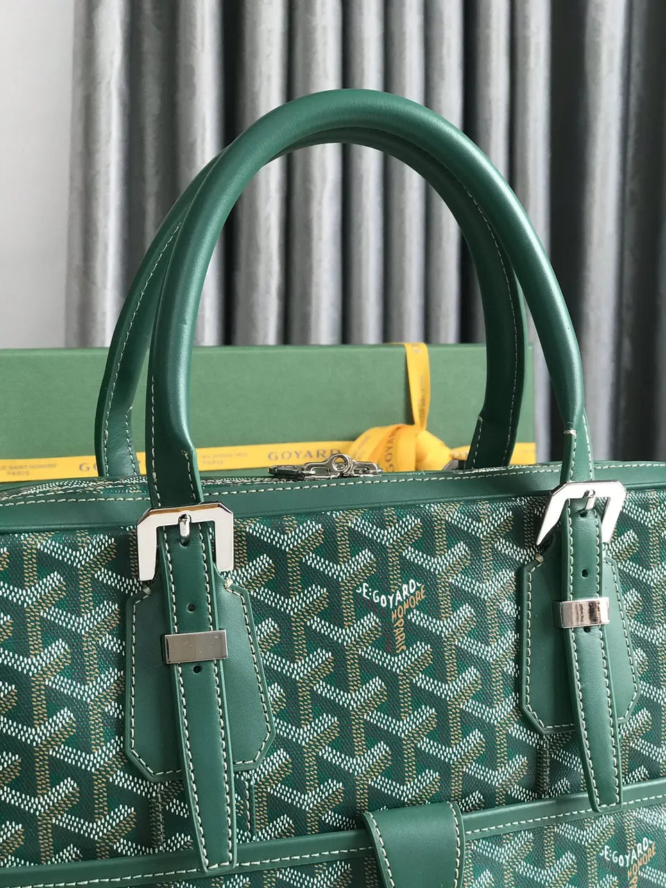 Goyard Green Saigon Briefcase - Hình 4