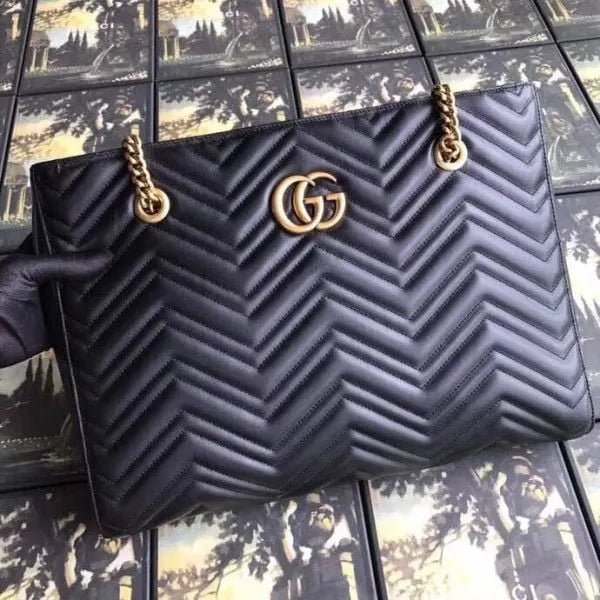 Gucci Black GG Marmont Matelasse Medium Tote