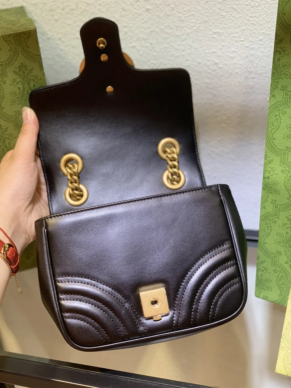 mini Gucci Black Chevron Bag - Hình 21