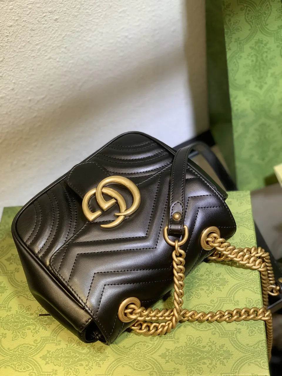 mini Gucci Black Chevron Bag - Hình 17