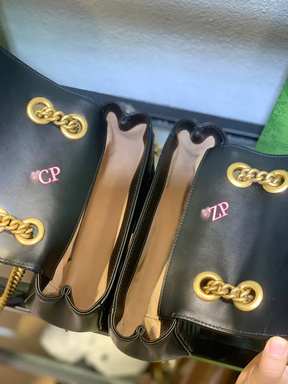 mini Gucci Black Chevron Bag - Hình 8