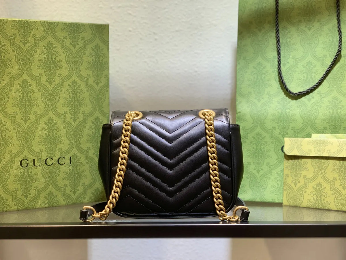 mini Gucci Black Chevron Bag - Hình 26