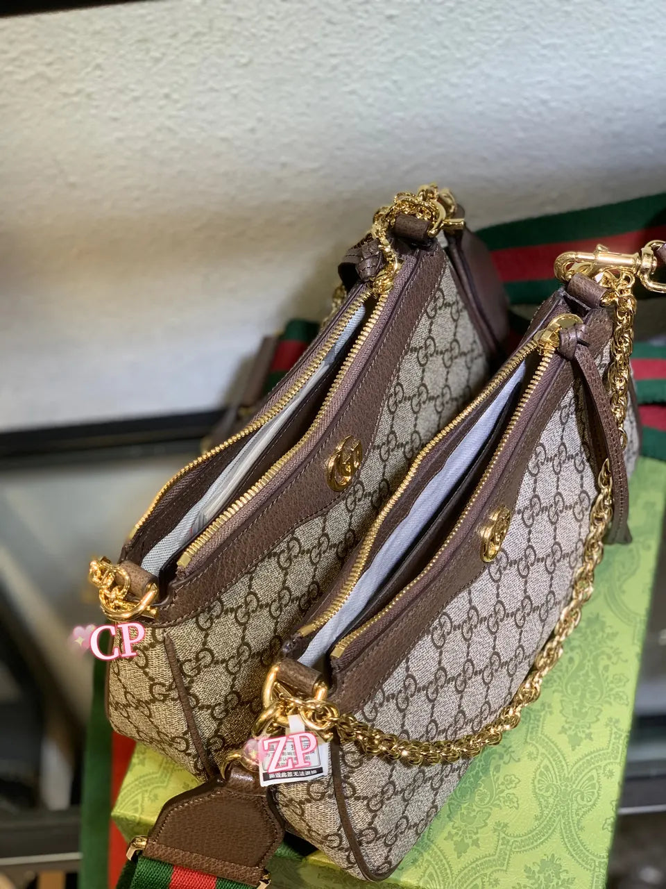 leather gold Gucci Black Half-Moon Bag - Hình 6