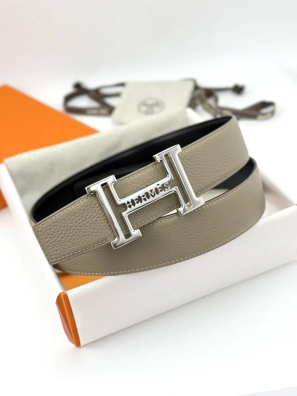 silver Hermes Dove Gray Leather Belt - Hình 3