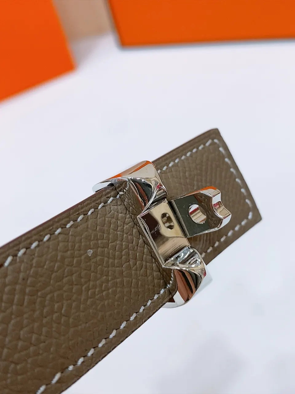 silver Hermes Khaki Leather Belt - Hình 4
