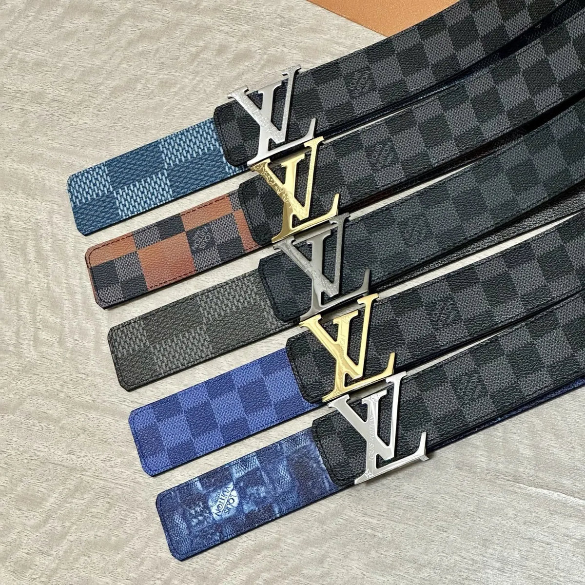 Damier Cobalt Louis Vuitton Belt - Hình 6