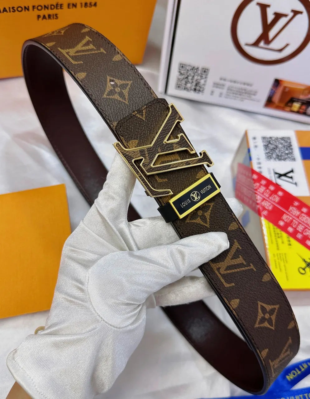 Brown Monogram LV Belt - Hình 4