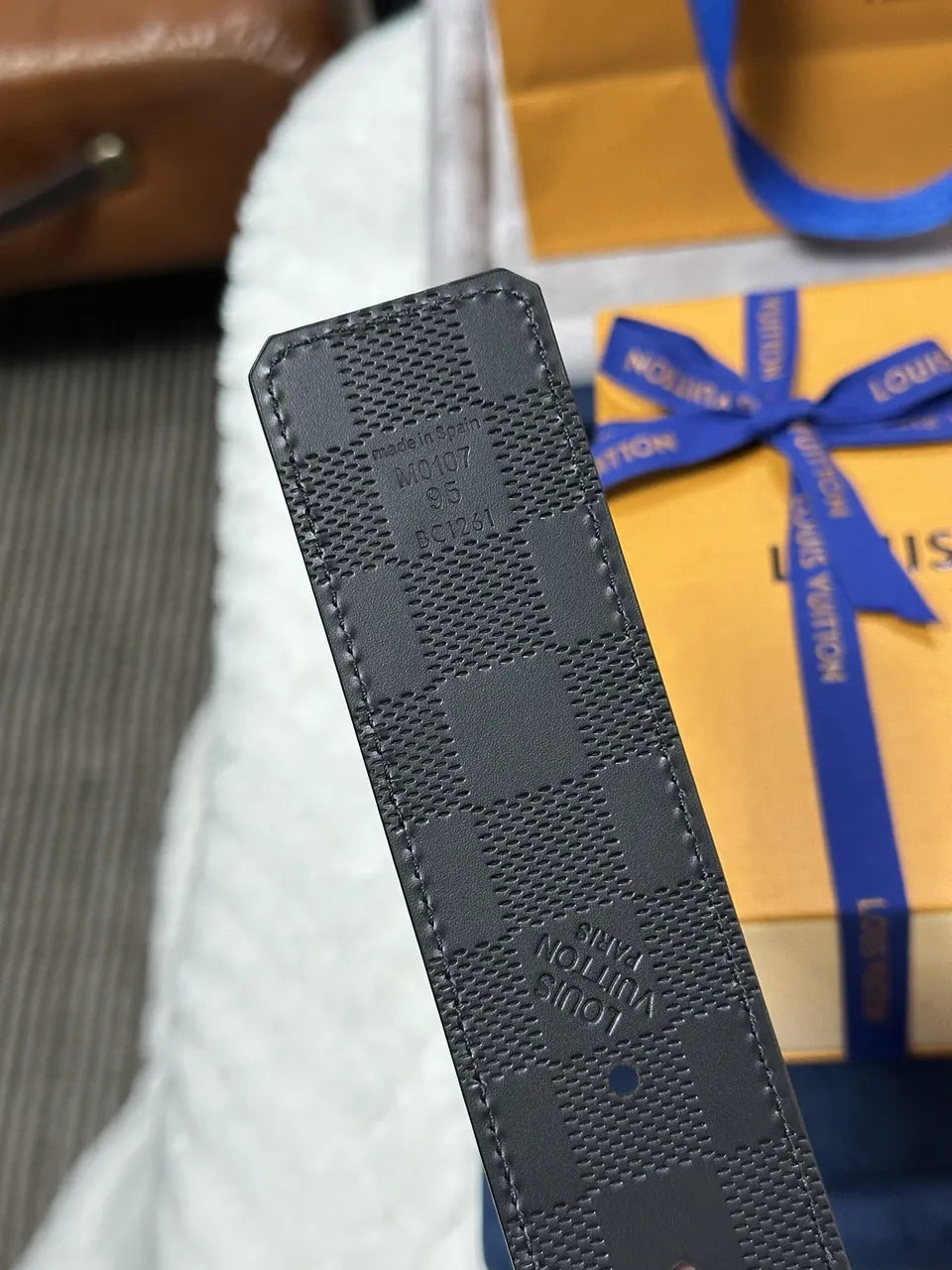 Damier Infini Gold LV Belt - Hình 2