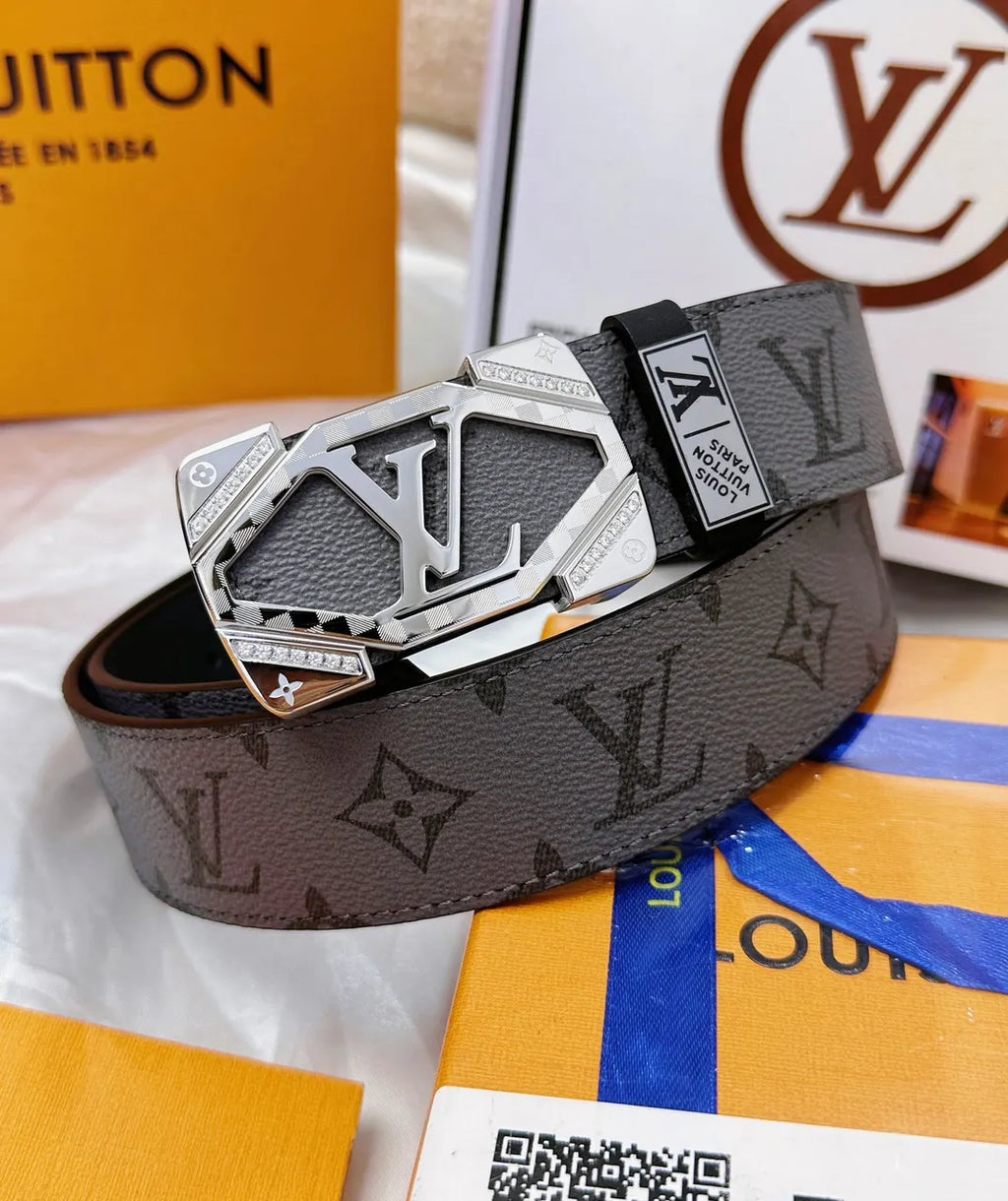 Louis Vuitton Diamond Buckle Belt
