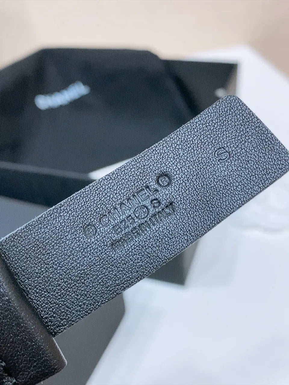 gold Chanel Black Ruched Leather Belt - Hình 5