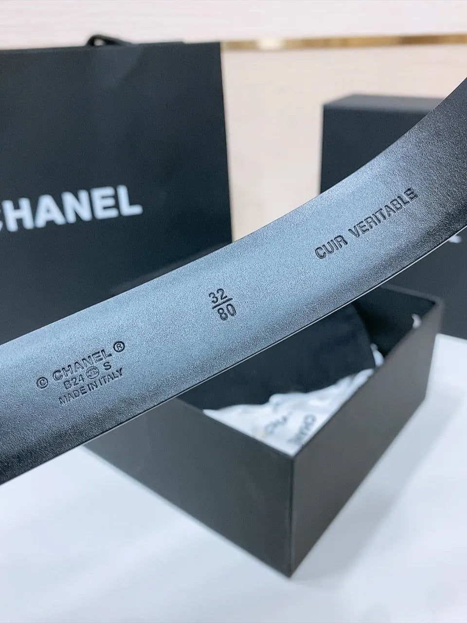 Chanel Black Leather Belt Golden Flower Buckle - Hình 5