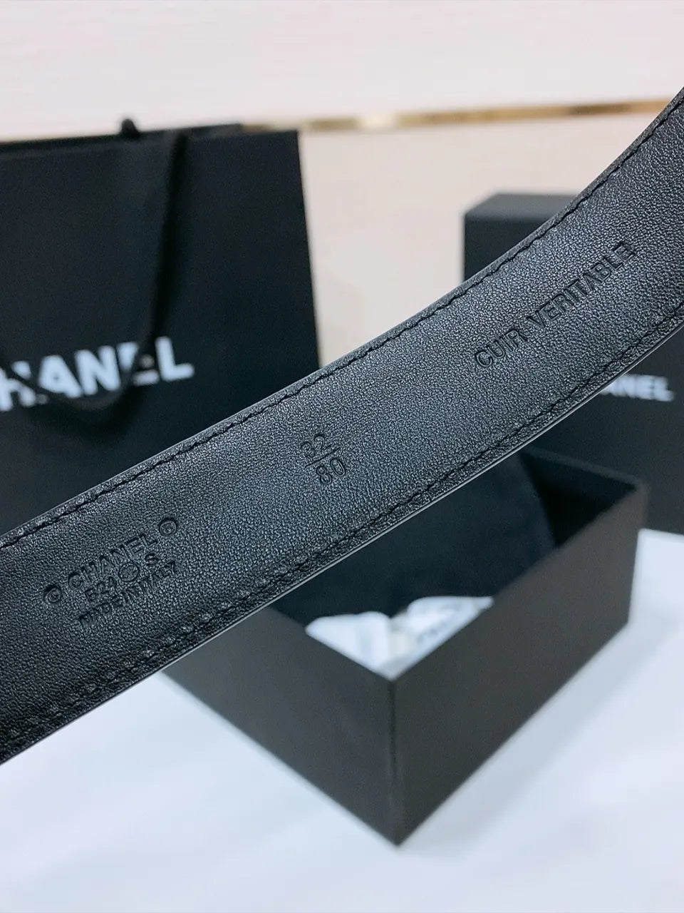 silver Chanel Quilted Black Leather Belt - Hình 4