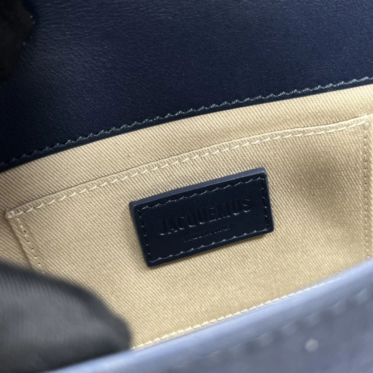 Jacquemus Navy Messenger Bag - Hình 9