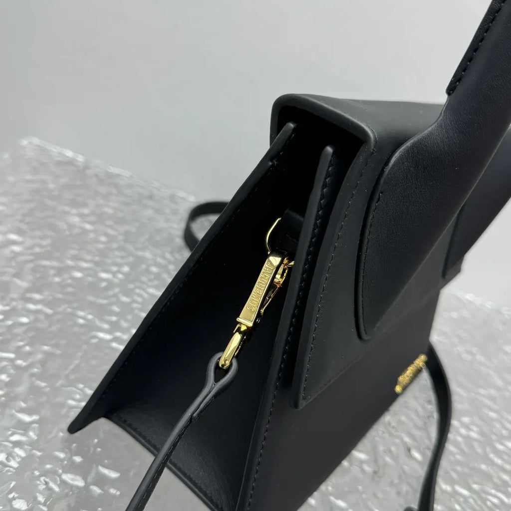 Jacquemus Black Mini Leather Bag - Hình 8