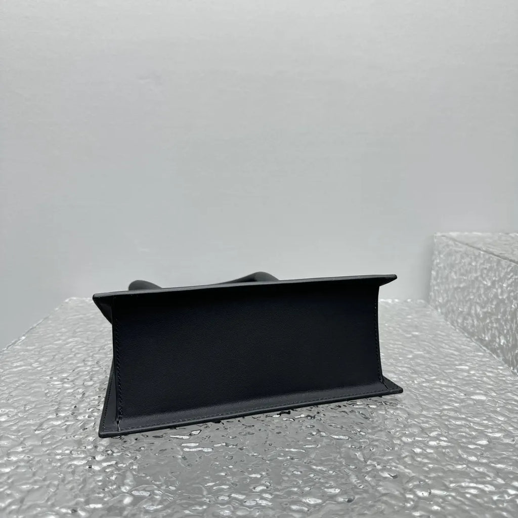 Jacquemus Black Mini Leather Bag - Hình 7