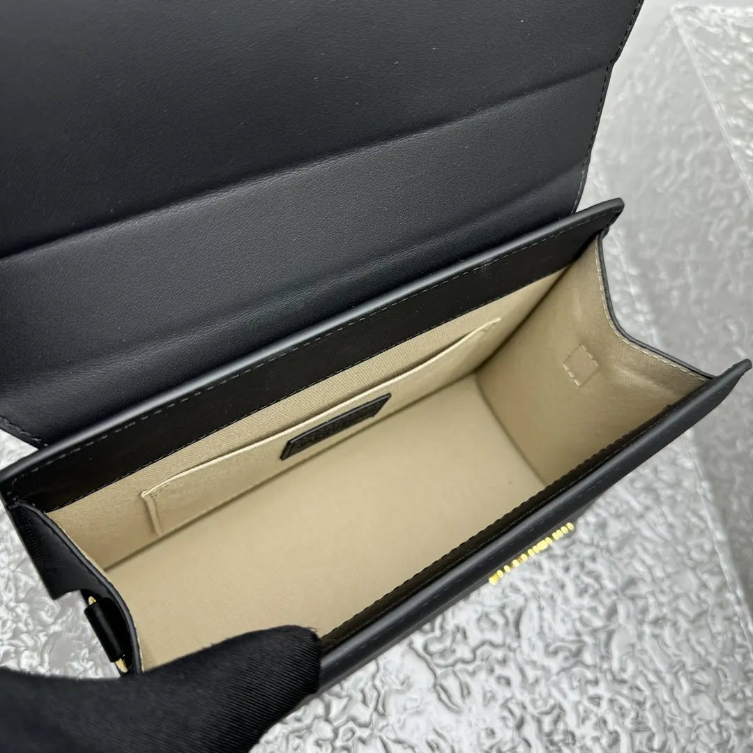 Jacquemus Black Mini Leather Bag - Hình 12