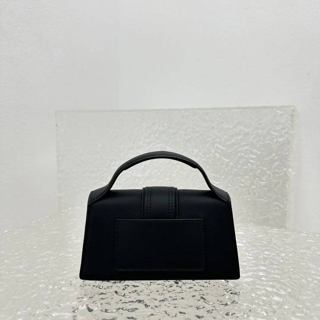 Jacquemus Matte Black Micro Bag - Hình 4