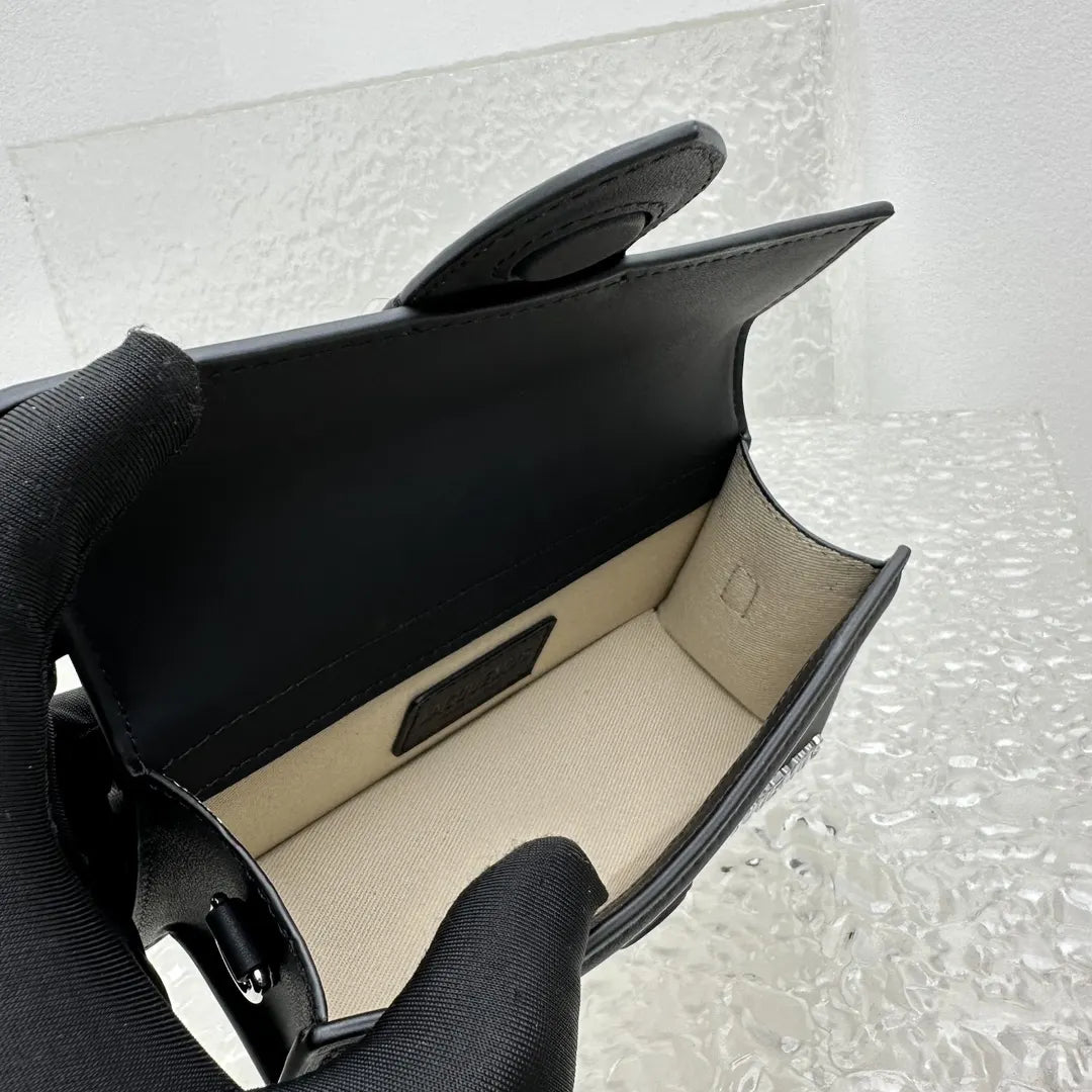 Jacquemus Matte Black Micro Bag - Hình 8