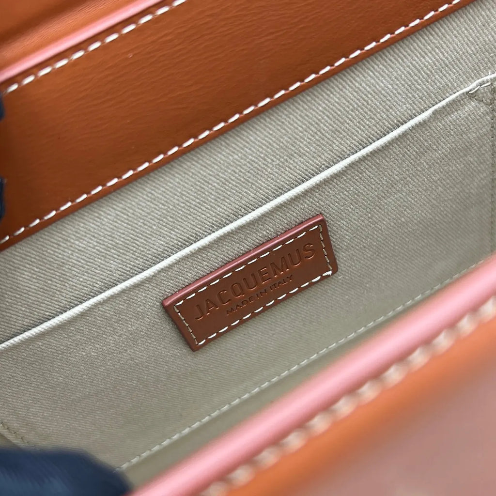 le Jacquemus Tan Leather Bag - Hình 9