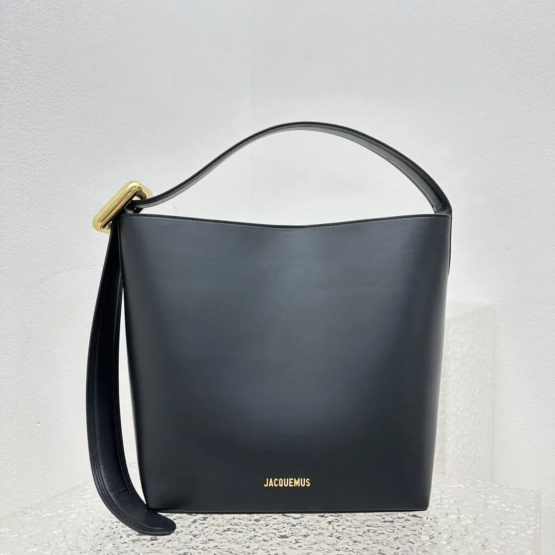 Jacquemus Black Leather Bucket Bag - Hình 2