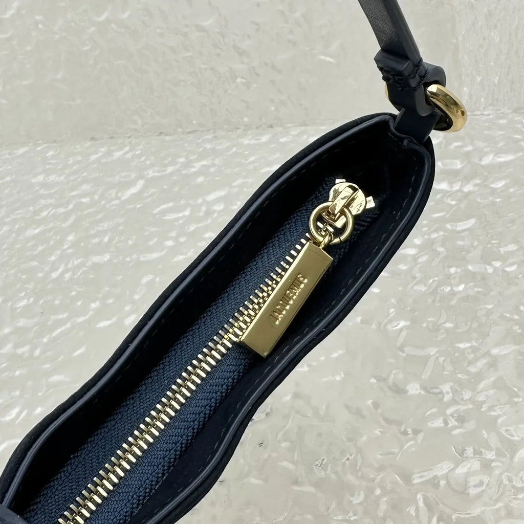 Jacquemus Black Suede Baguette - Hình 6