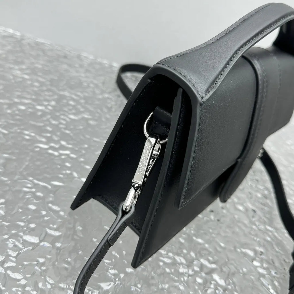 Jacquemus Le Riviera Black Bag - Hình 8