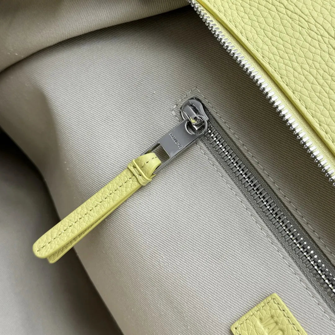 Jacquemus Yellow Leather Top Handle Bag - Hình 3