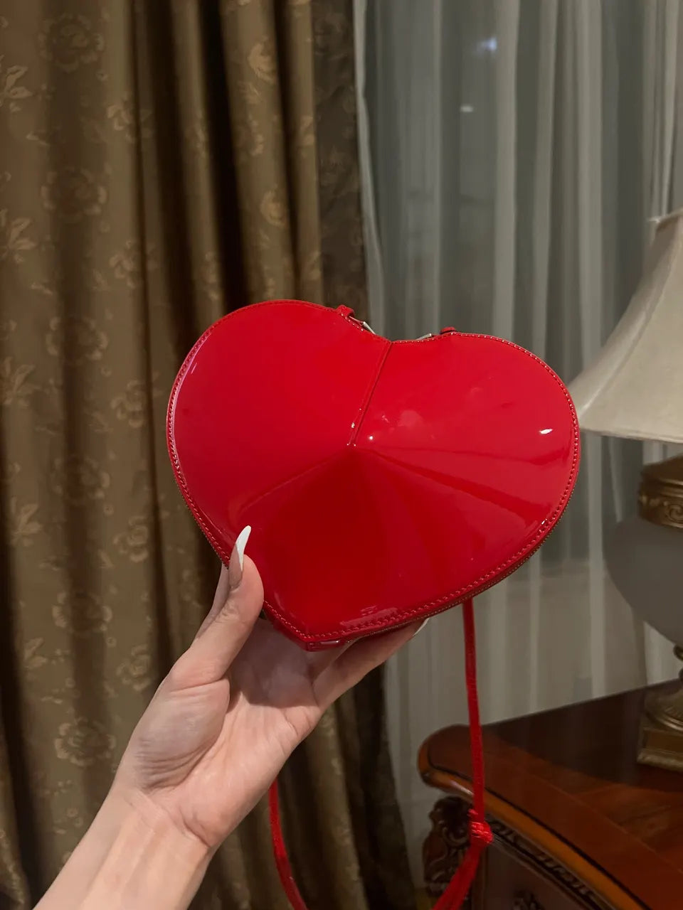 Alaïa Red Heart Bag - Hình 4