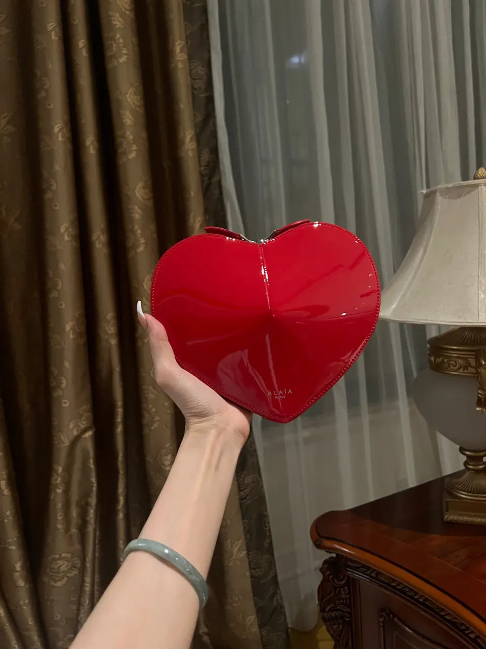 Alaïa Red Heart Bag - Hình 3