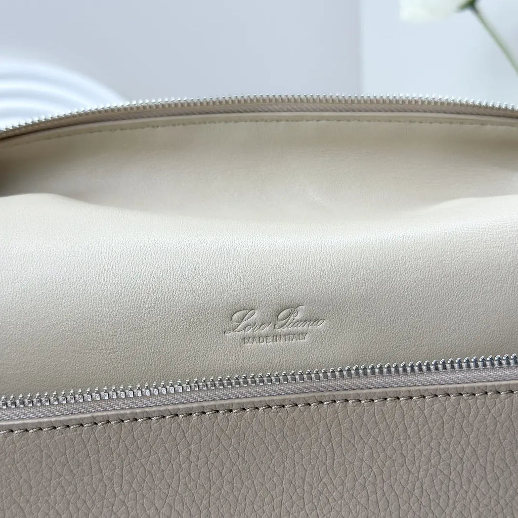 Loro Piana Sand Beige Vanity - Hình 7