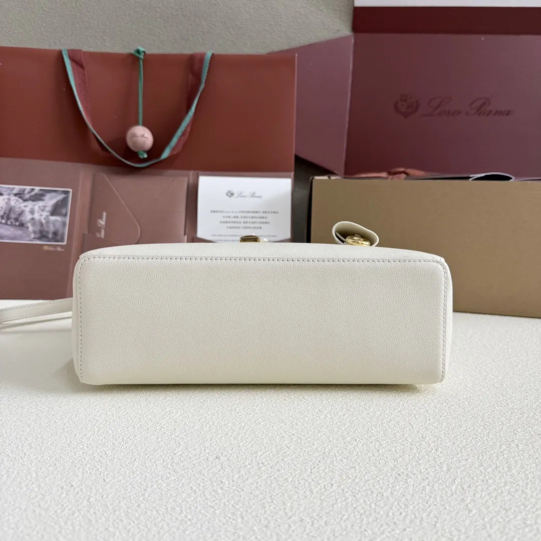 Loro Piana White Leather Box Bag - Hình 4