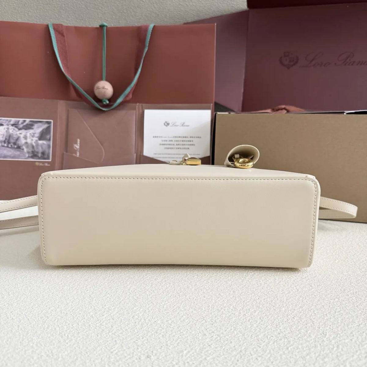 Loro Piana Cream Box Bag leather - Hình 3