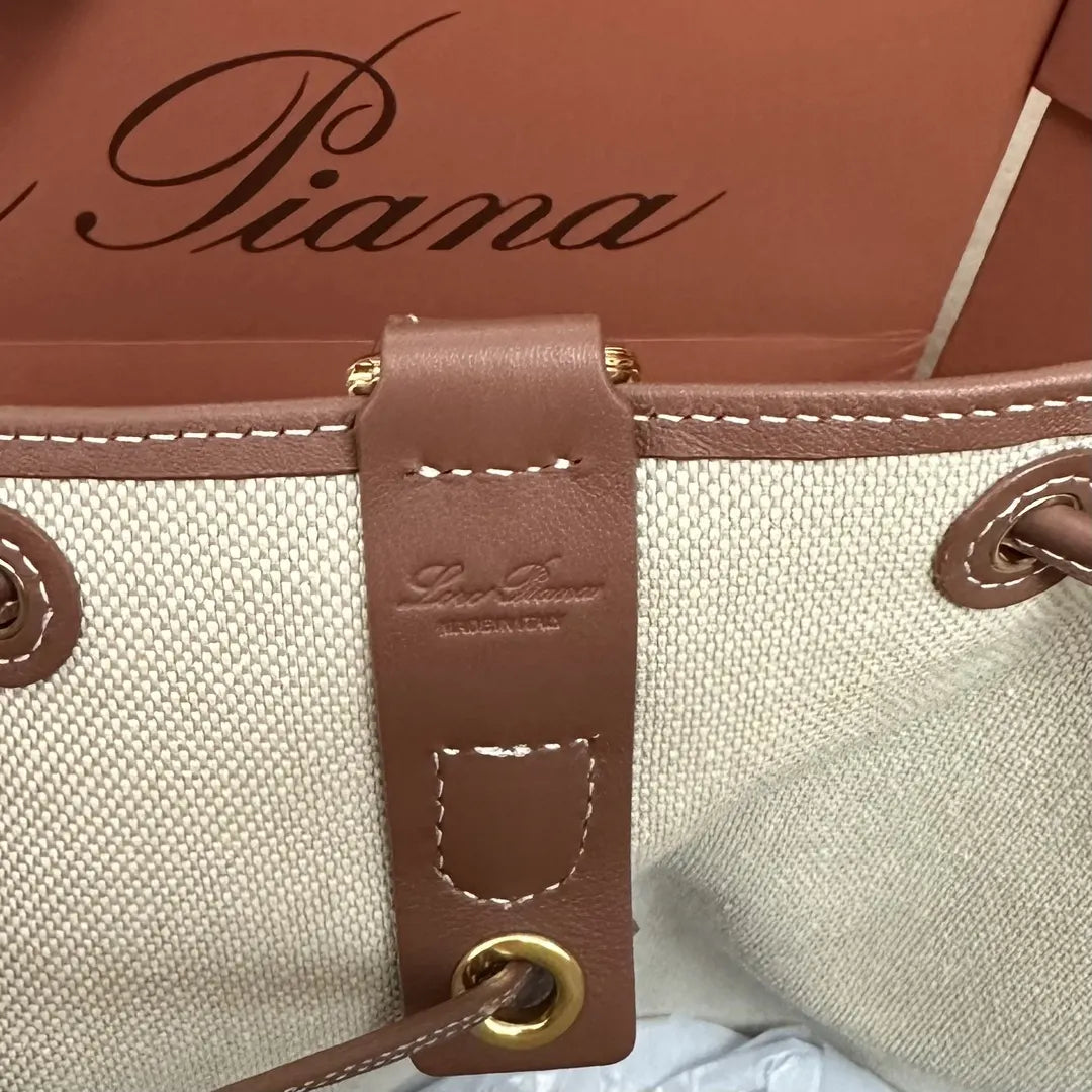 Loro Piana Cream Bucket Bag - Hình 8