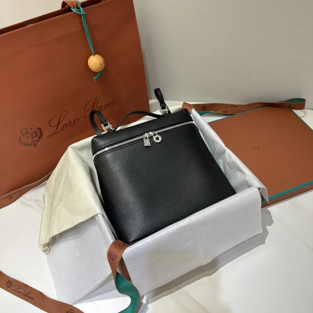 elegant Loro Piana Black Leather Vanity