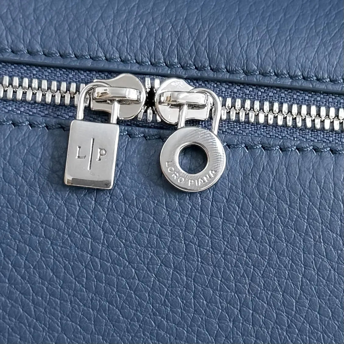 Loro Piana Denim Blue Vanity - Hình 6