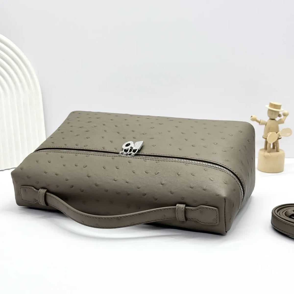 Loro Piana Stone Grey Ostrich Handbag - Hình 3