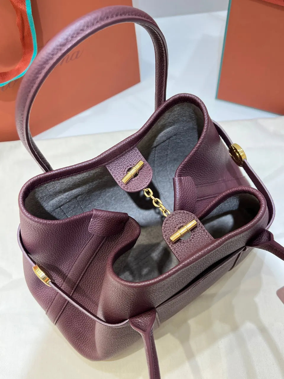 Loro Piana Burgundy Leather Tote - Hình 6