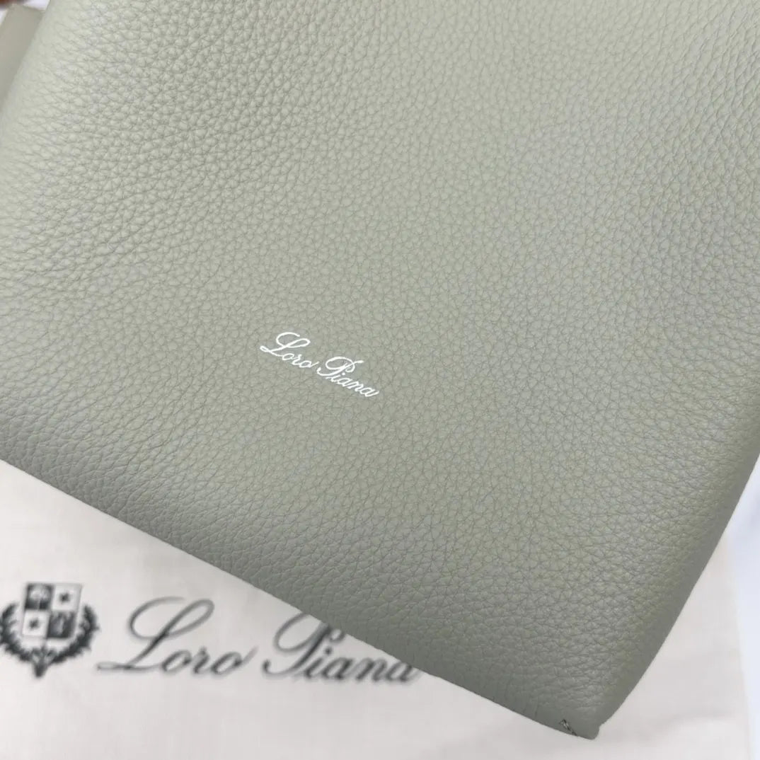Loro Piana Pistachio Leather Bucket - Hình 4