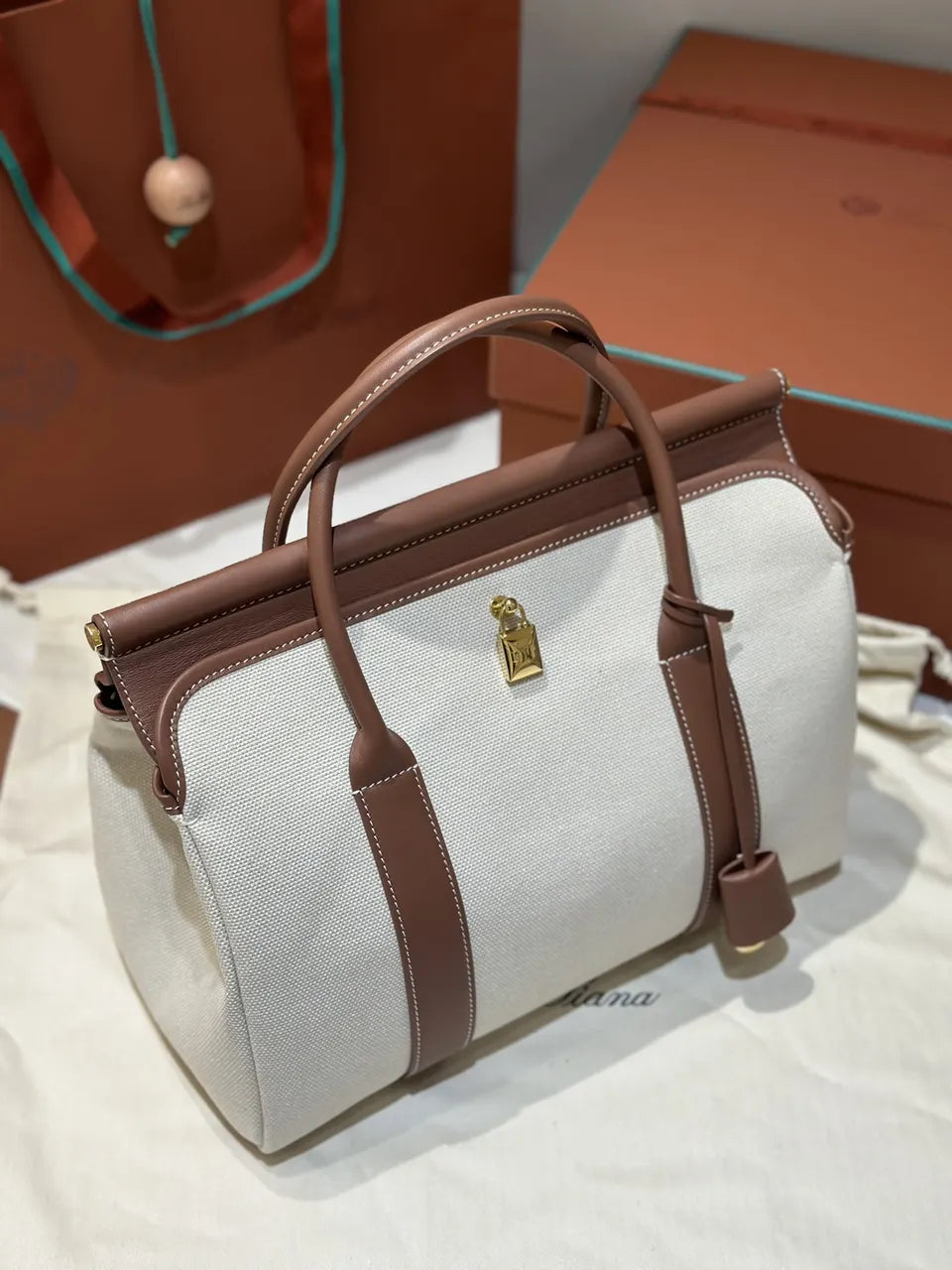 Loro Piana White Canvas Sesia