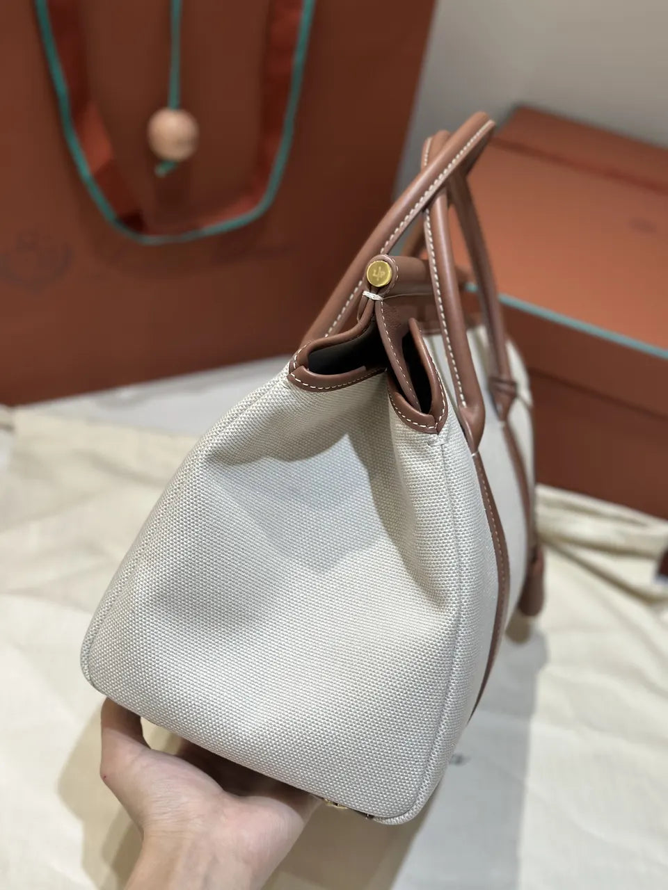 Loro Piana White Canvas Sesia - Hình 3